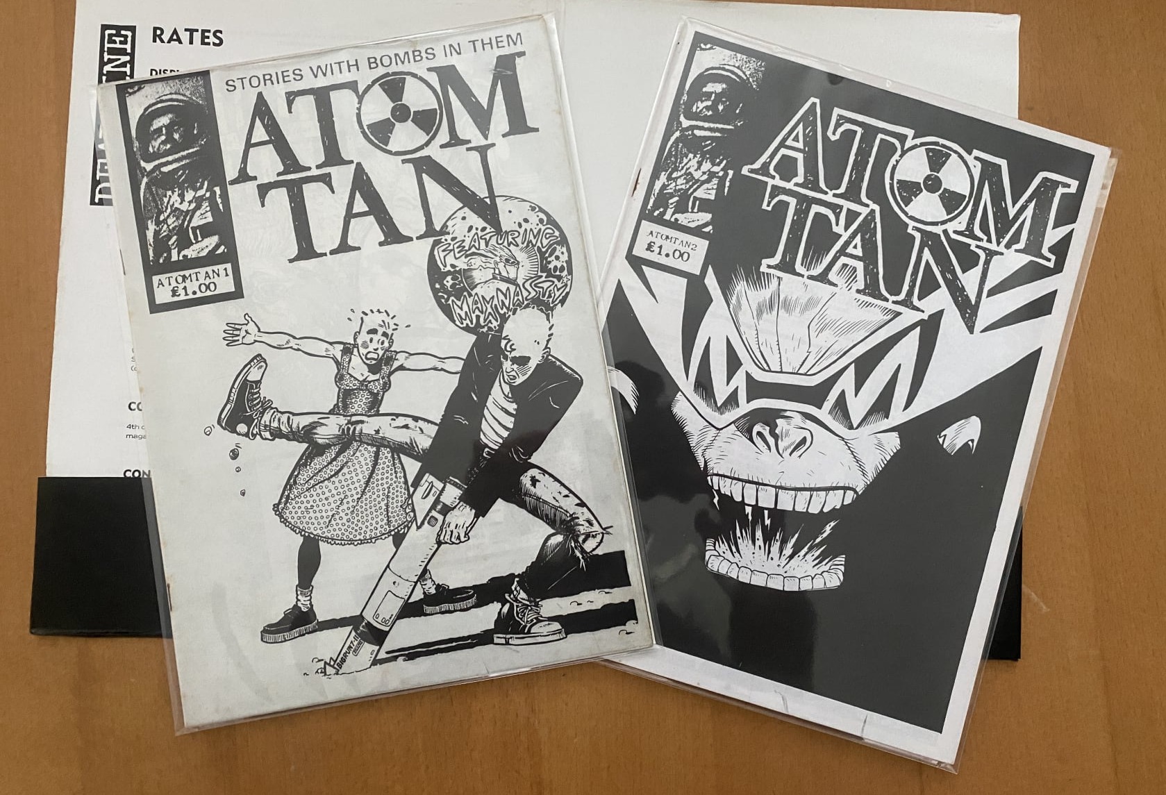 Atom tan comic issue 1 & 2 jamie hewlett